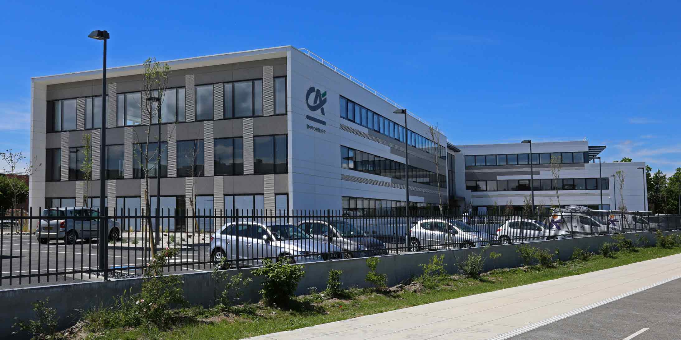 Abellio, a 4,500 m² office building for Crédit Agricole Immobilier in Toulouse, by GA Smart Building. © Jean Darreux