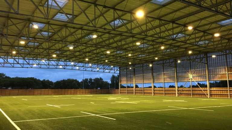 Rugby: Construction de l’Apivia Parc, centre de performance pour le stade Rochelais