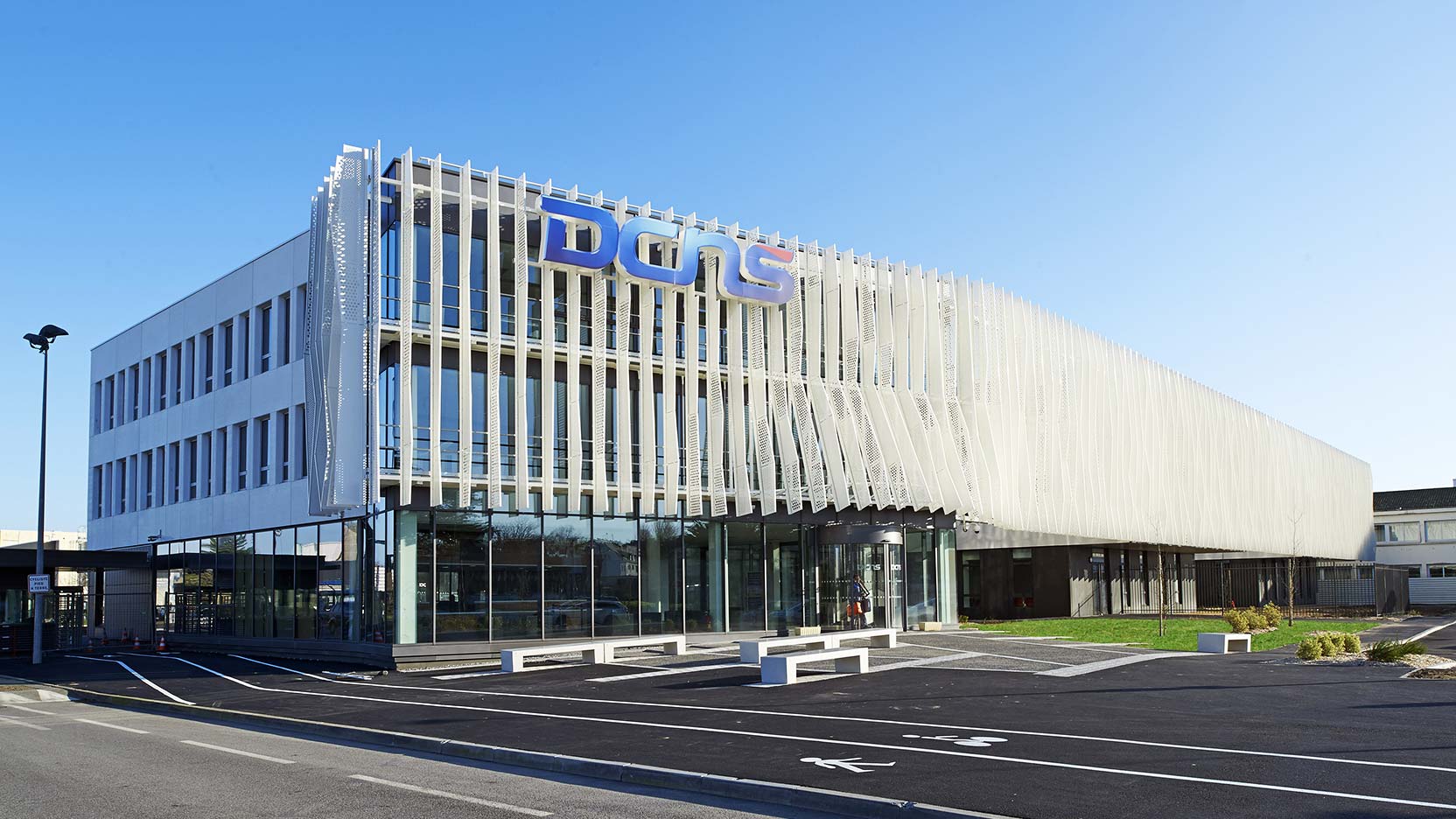 GA Smart Building a réalisé la construction du bâtiment industriel Choiseul pour la DCNS (Direction des Constructions Navales Services et Systèmes) à Lorient.