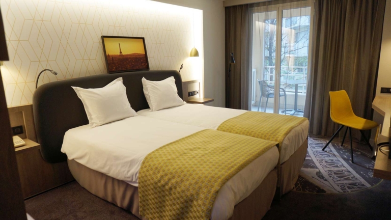 Rénovation de l’hôtel quatre étoiles Hôtel Auteuil Tour Eiffel dans le 16ème arrondissement de Paris