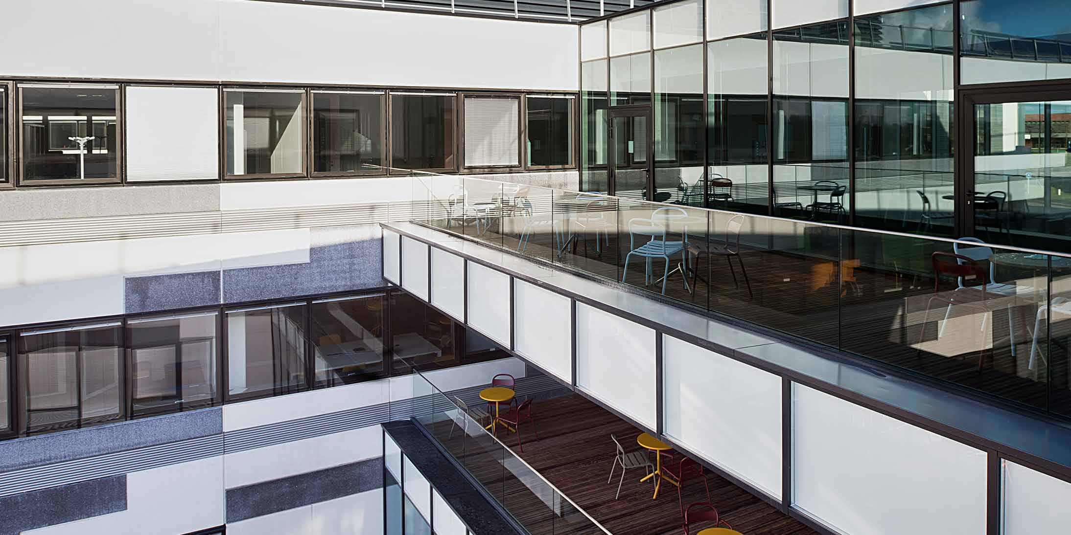 Sunny Axa Isneauville Ga Smart Building Viguier Terrasses Balcons