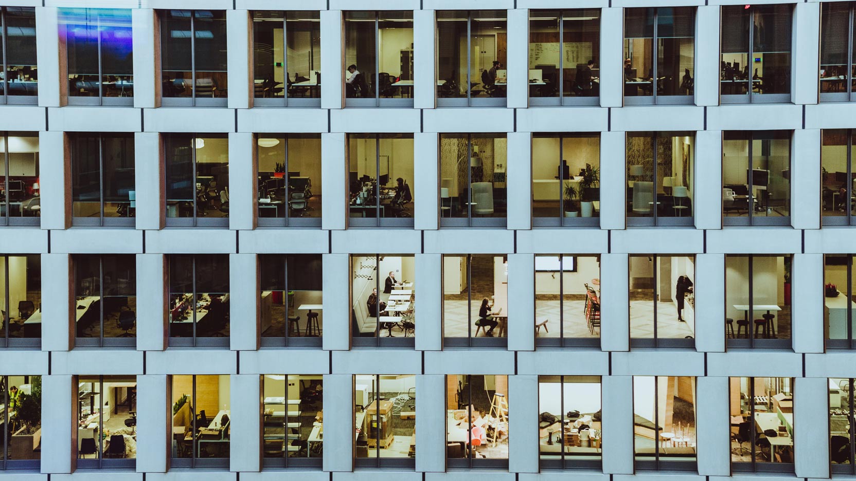 C’est quoi, la vie de bureau aujourd’hui ?