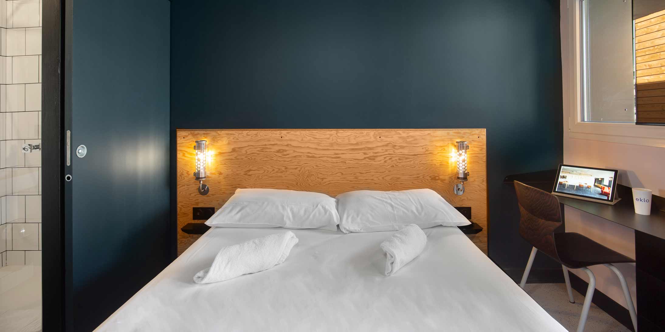 Chambre type de l'hôtel Eklo de Clermont Ferrand. Photo Nicolas Anetson