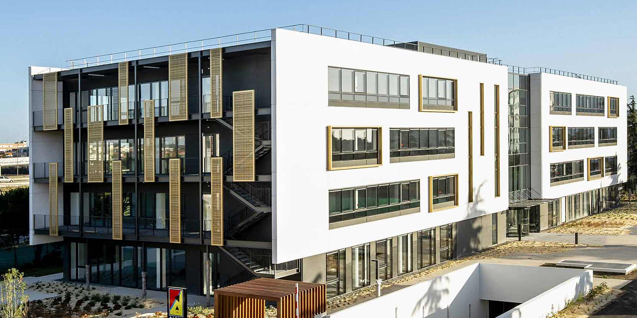 Le 1er bâtiment de l'ensemble immobilier Now Living Spaces Toulouse composé de 4 bâtiments tertiaires vient d'être livré par GA Smart Building.