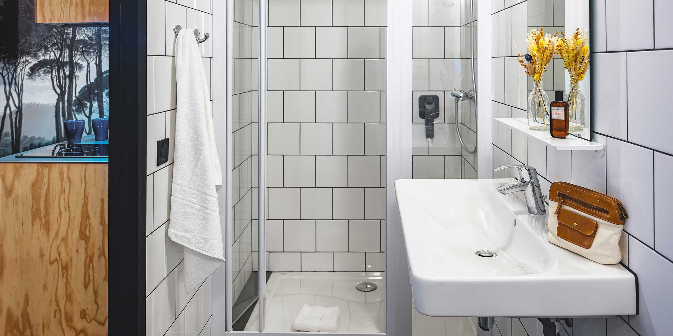 Les modules bois des salles de bain de l'hôtel EKLO à Marne-La-Vallée ont été produits dans l’usine des Vosges d’Ossabois.